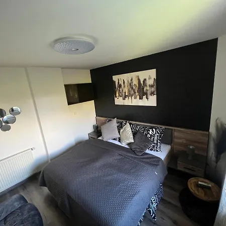 Casa de hóspedes Restaurace Pyramida